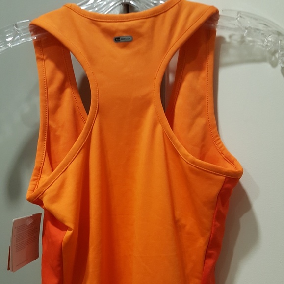 Puma Racerback Workout/Running top - Picture 3 of 4